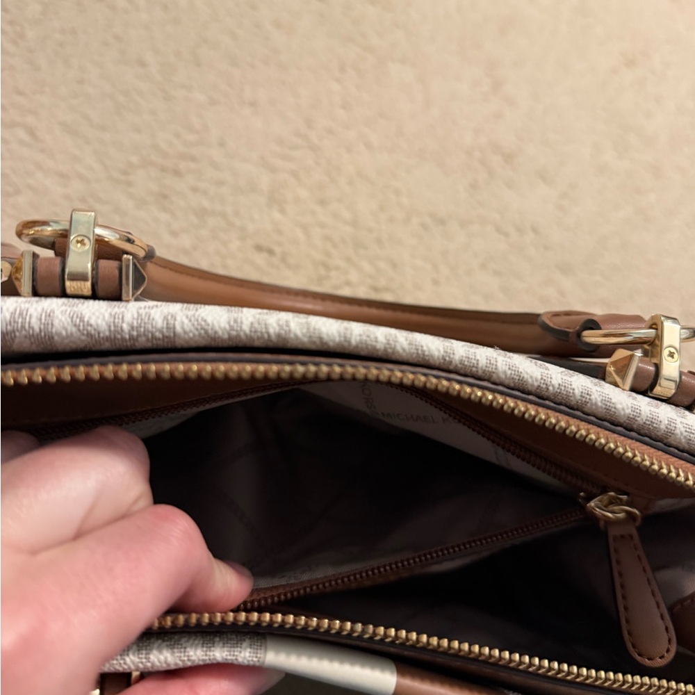 Michael Kors Brown and Cream Women's Bag - Picture 6 of 11